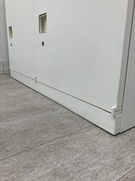 オカムラレクトラインシリーズ 8人用パーソナルロッカー 商品画像12