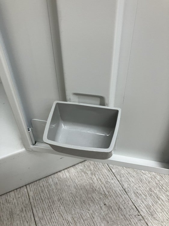 イトーキW型シリーズ 4人用ロッカー 商品画像15