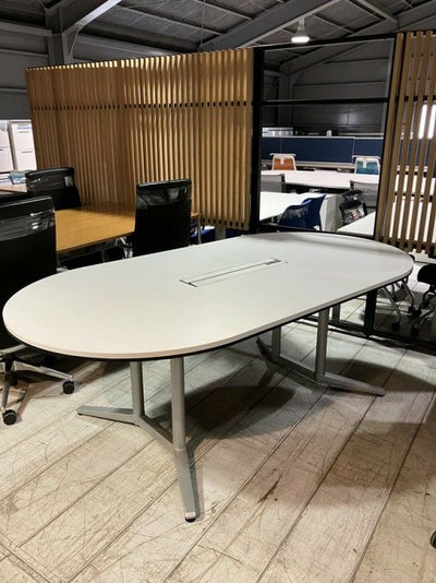 オカムララティオ2シリーズ 2100ミーティングテーブル 商品画像1