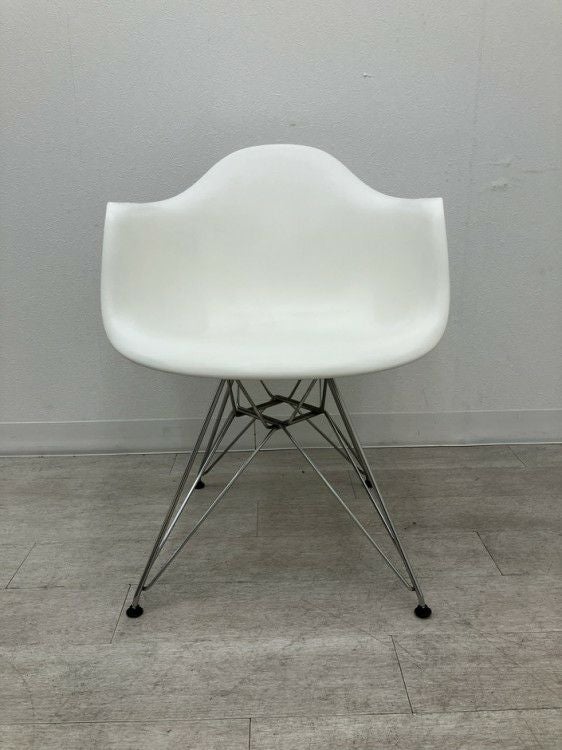 HermanMiller（ハーマンミラー）イームズアームシェルチェア イームズアームシェルチェア 商品画像2