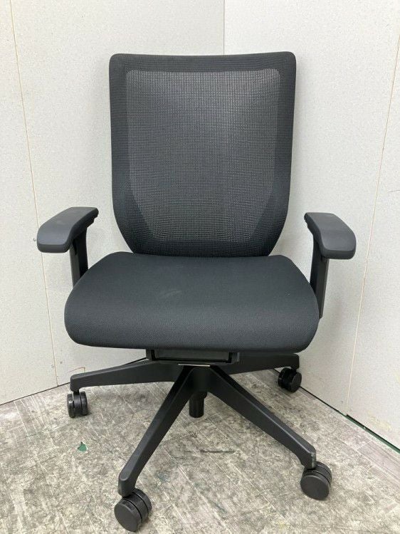 イトーキミレッザチェア 可動肘付ミレッザチェア 商品画像2