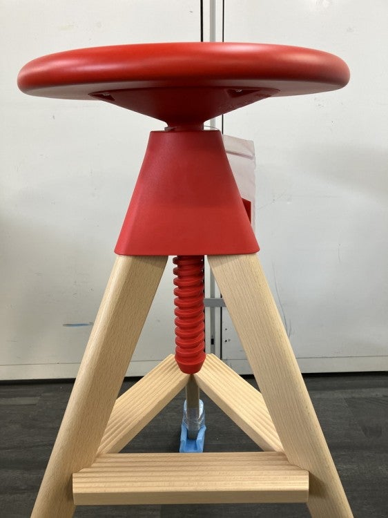 マジス（MAGIS）The wild bunchシリーズ トム＆ジェリーTomハイスツール 商品画像3