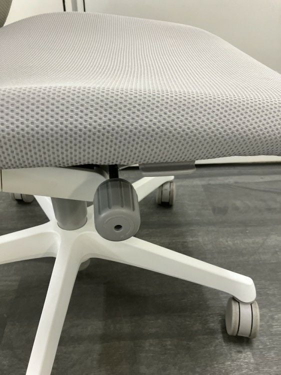 オカムラFluent(フルーエント)チェア フルーエントチェア 商品画像6