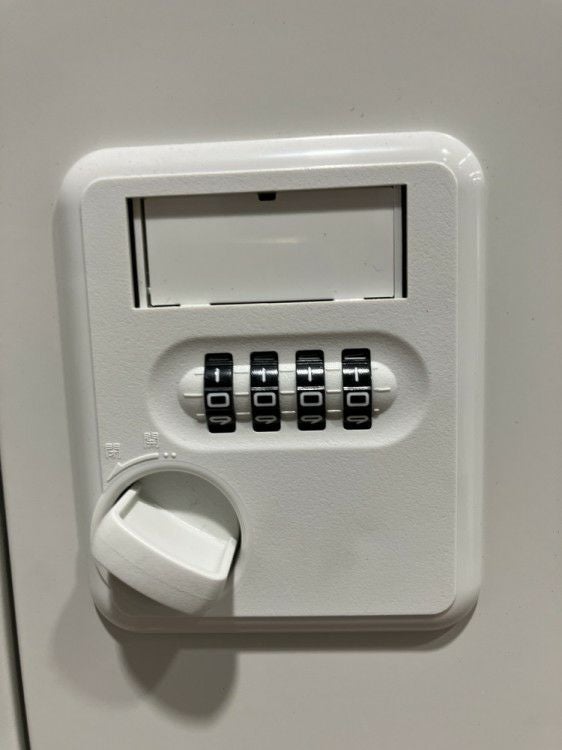 アイリスチトセ6人用ロッカー 商品画像2