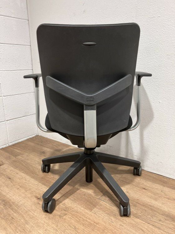 ウチダ（内田洋行）EPO（エポ）チェア 肘付エポチェア 商品画像3