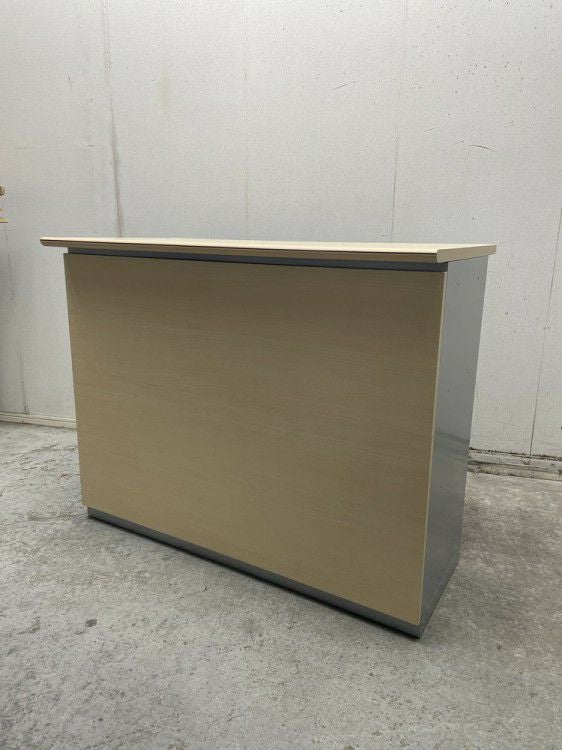 コクヨ　インフォメーションカウンター　受付ハイカウンター『中古再塗装品』 受付カウンター－激安中古カウンター、カウンター書庫など買取販売
