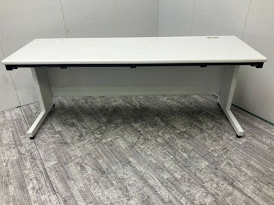 プラスフラットラインシリーズ 1800平デスク 商品画像1