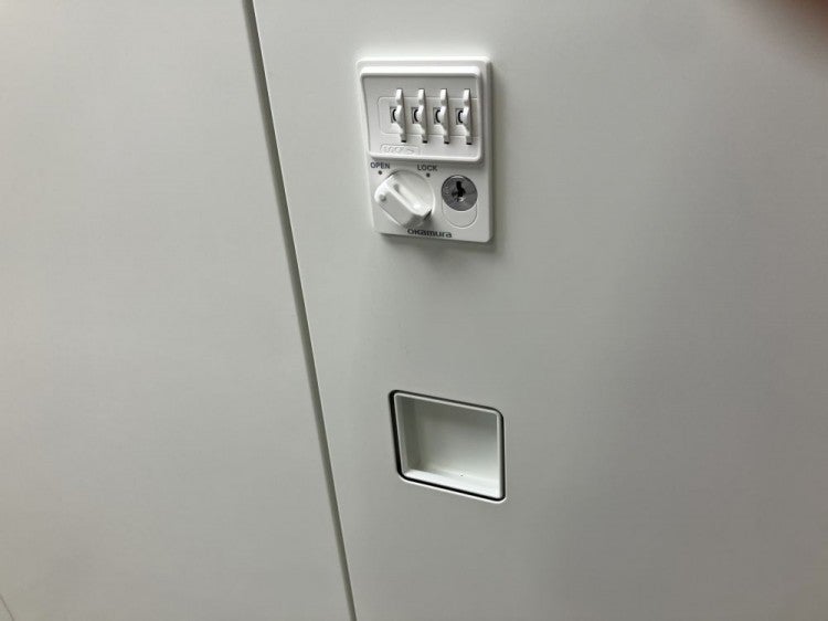 オカムラレクトラインシリーズ ダイヤル式天板付両開き書庫2台セット 商品画像3