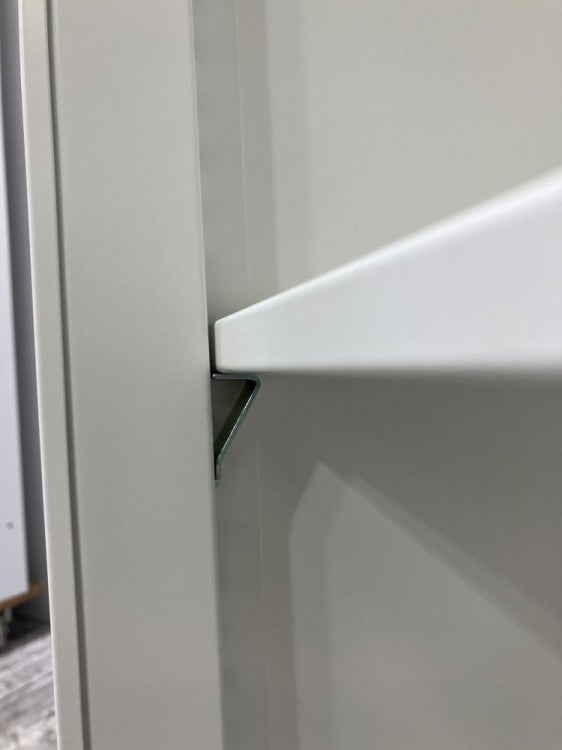 オカムラレクトラインシリーズ ダイヤル式天板付両開き書庫 商品画像5