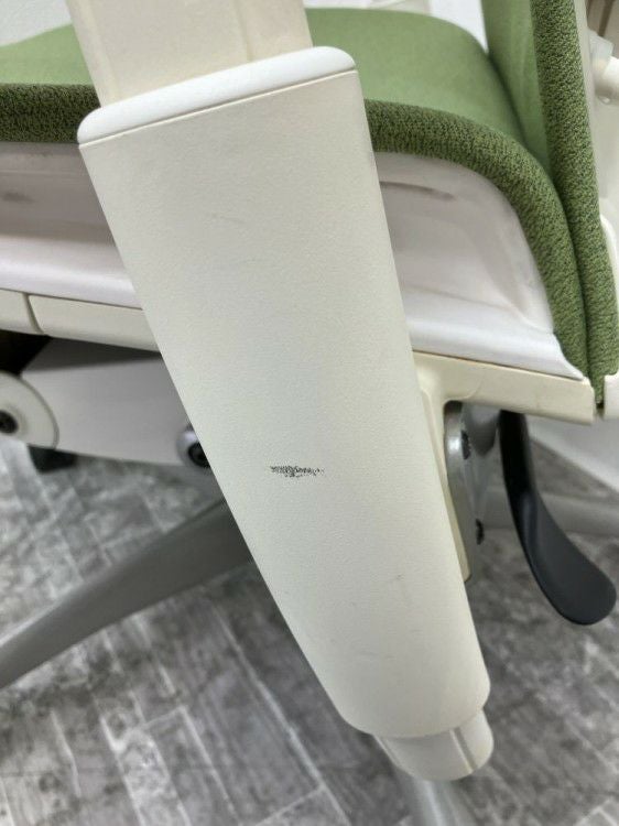 HermanMiller（ハーマンミラー）エンボディシリーズ 可動肘付エンボディチェア 商品画像10