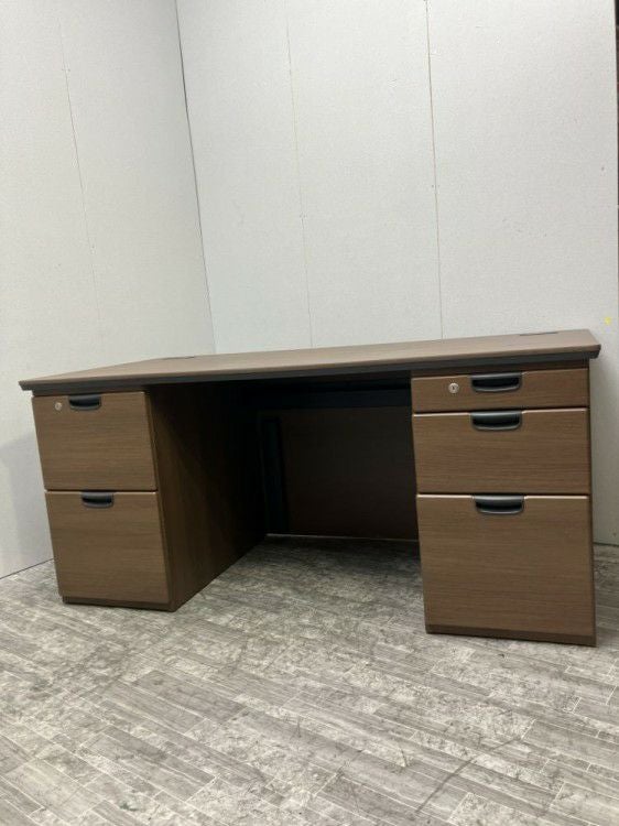 オカムラDX-4Nシリーズ 役員室用1600両袖デスク 商品画像1