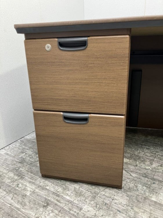 オカムラDX-4Nシリーズ 役員室用1600両袖デスク 商品画像4