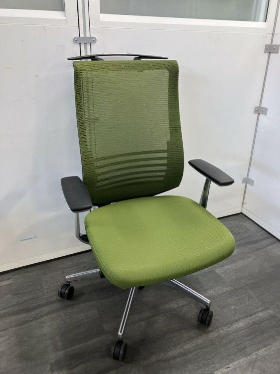 コクヨBezel(ベゼル)チェア 固定肘付ベゼルチェア 商品画像1