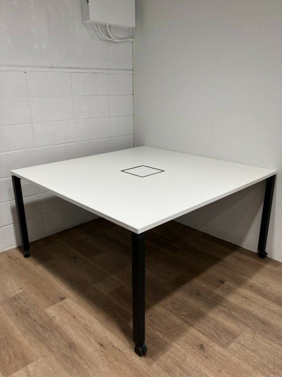 コクヨワークフィットシリーズ 1400ワークテーブル 商品画像1