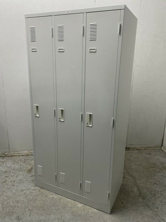 ナイキLK型シリーズ（ナイキ） 3人用ロッカー 商品画像1