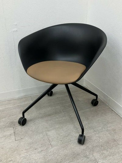 arper（アルペール）DUNA2シリーズ ミーティングチェア 商品画像1