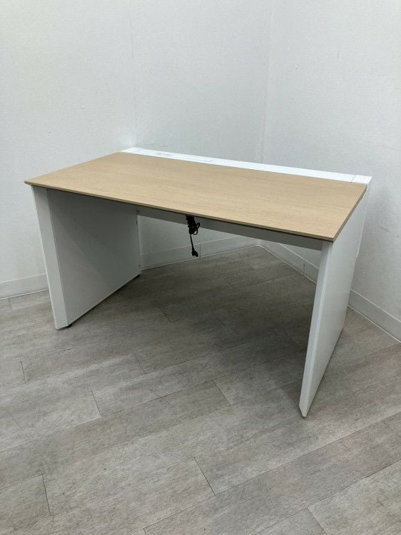 コクヨWorkVista+(ワークヴィスタプラス)シリーズ 1200平デスク 商品画像1