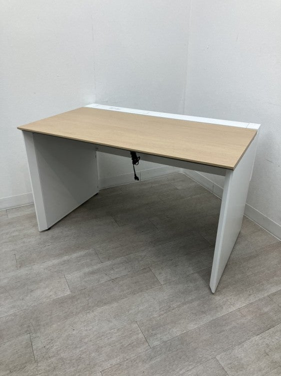 コクヨWorkVista+(ワークヴィスタプラス)シリーズ 1200平デスク 商品画像1