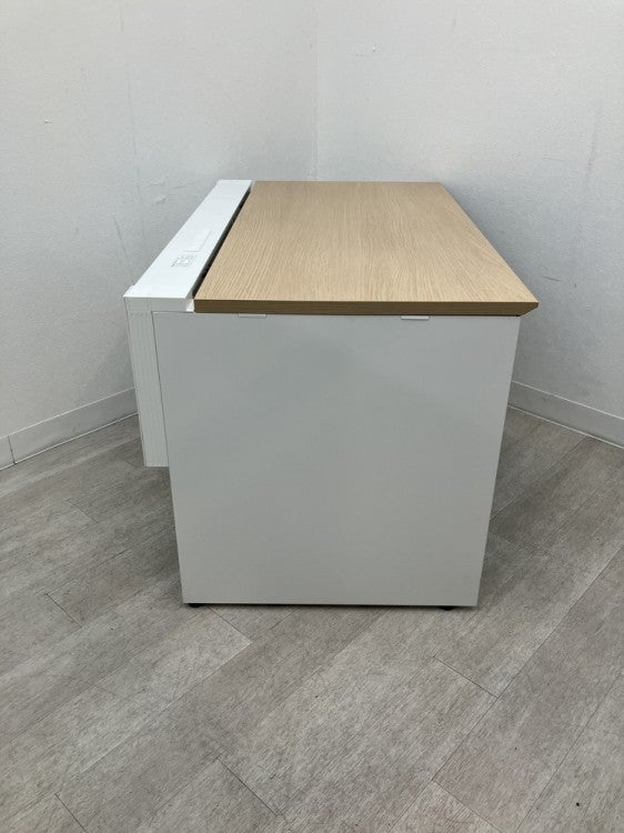 コクヨWorkVista+(ワークヴィスタプラス)シリーズ 1200平デスク 商品画像3