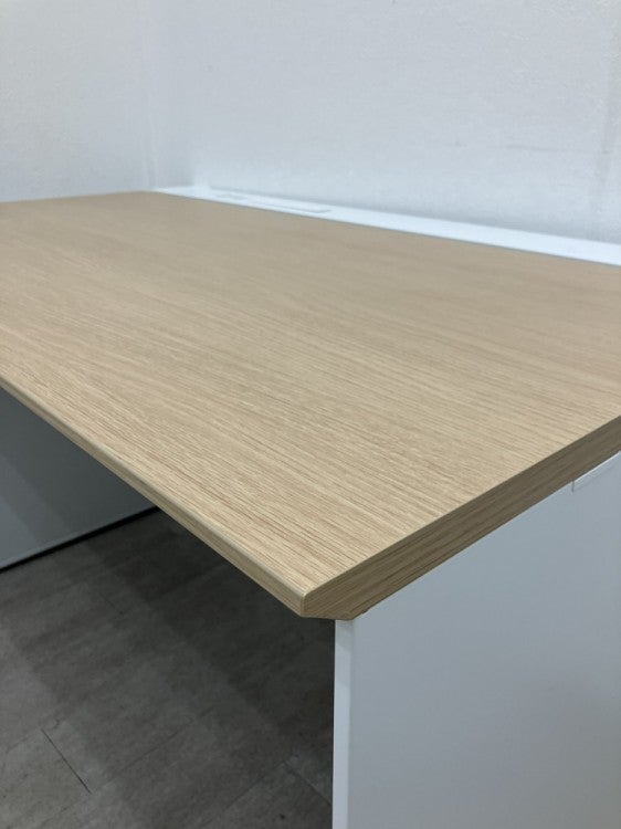 コクヨWorkVista+(ワークヴィスタプラス)シリーズ 1200平デスク 商品画像8