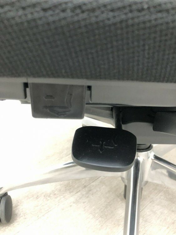 オカムラfeego(フィーゴ)チェア 固定肘付フィーゴチェア 商品画像16