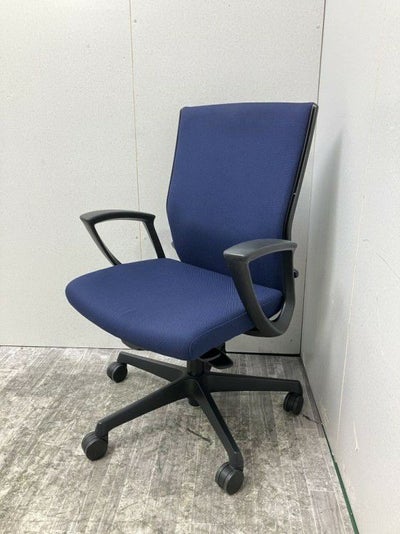 オカムラESCUDO(エスクード)チェア 固定肘付エスクードチェア 商品画像1