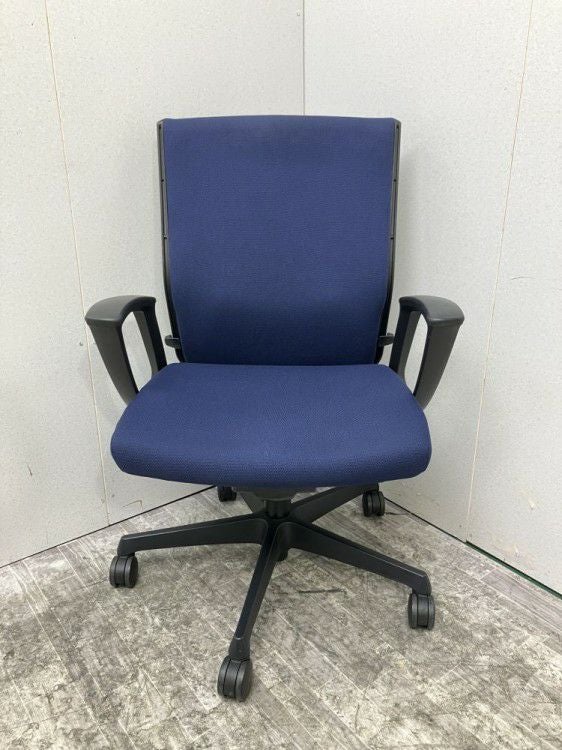 オカムラESCUDO(エスクード)チェア 固定肘付エスクードチェア 商品画像2