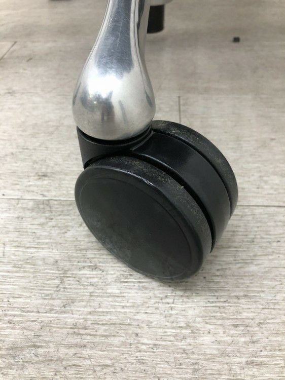 オカムラSabrina(サブリナ)シリーズ 可動肘付サブリナチェア 商品画像19