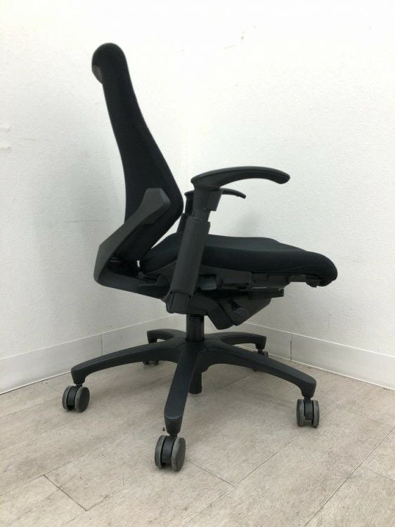 イトーキf(エフチェア)シリーズ 可動肘付エフチェア 商品画像5