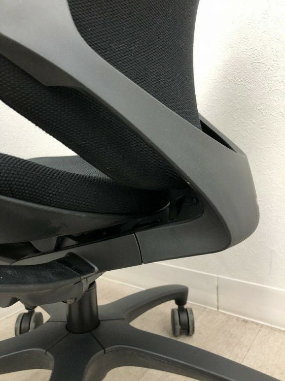 イトーキf(エフチェア)シリーズ 可動肘付エフチェア 商品画像20