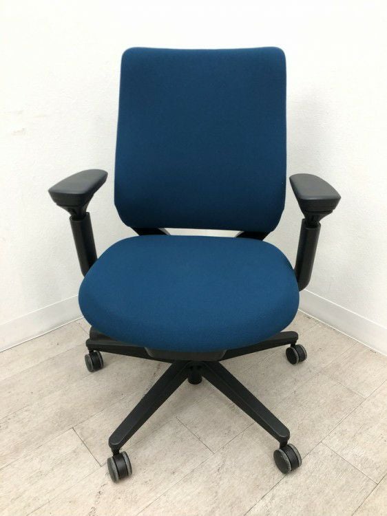 コクヨMitra2（ミトラ2）チェア 可動肘付ミトラ2チェア 商品画像2