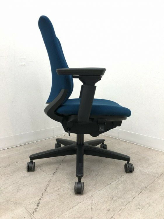 コクヨミトラチェア 可動肘付ミトラチェア 商品画像6