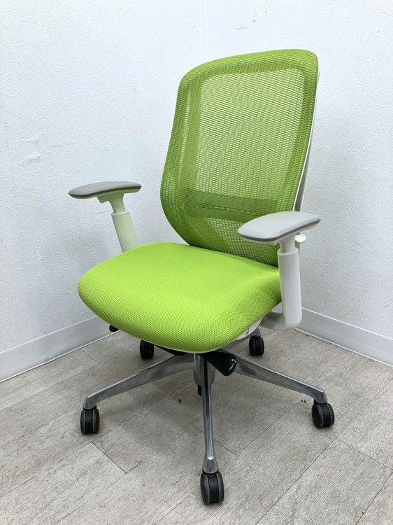 緑色 スワベルチェア クッション付き オカムラ 可動肘付シルフィーチェア C685BZ | 無限堂ネットショップ