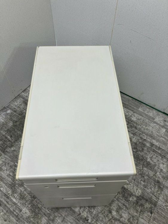 コクヨ3段脇机 商品画像3