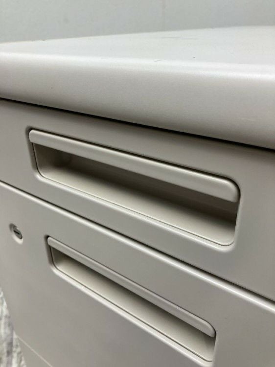 コクヨ3段脇机 商品画像6