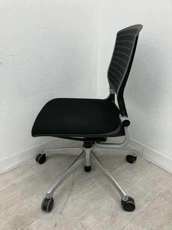 オカムラGrata（グラータ）チェア ミーティングチェア 商品画像5