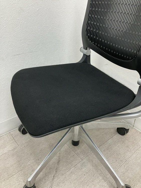 オカムラGrata（グラータ）チェア ミーティングチェア 商品画像9