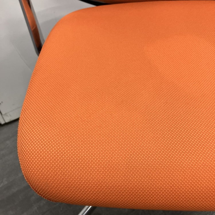 コクヨ固定肘付ベゼルチェア 商品画像7