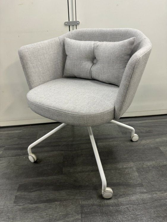 コクヨCOODE（コーデ）シリーズ ミーティングチェア4脚セット 商品画像2