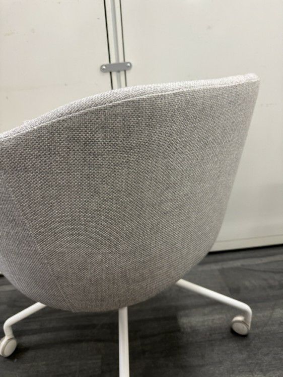 コクヨCOODE（コーデ）シリーズ ミーティングチェア4脚セット 商品画像8