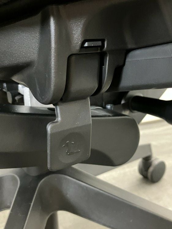 ナイキ固定肘付セリフトチェア 商品画像9