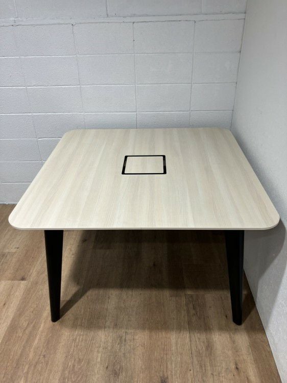 オカムラライブスワークテーブルシリーズ 1200ワークテーブル 商品画像2