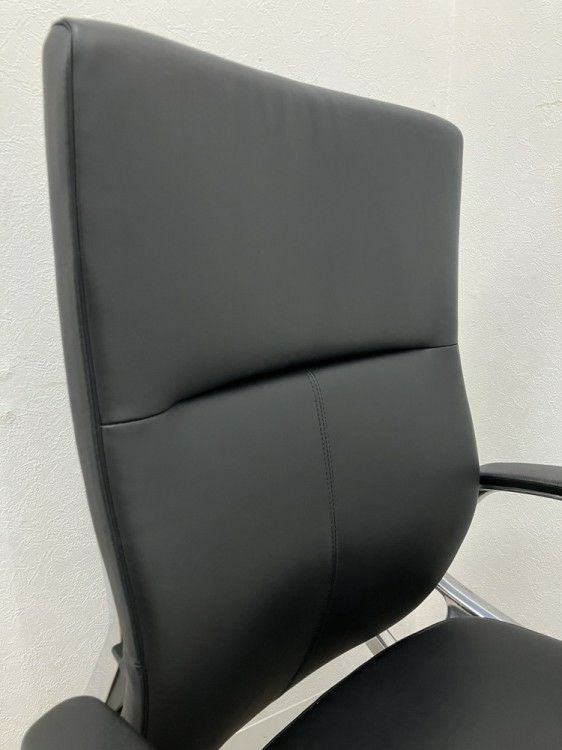 オカムラDuke(デューク)シリーズ 固定肘付デュークチェア 商品画像7