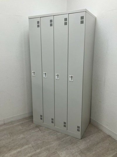 東京鋼器4人用ロッカー 商品画像1