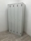 東京鋼器4人用ロッカー 商品画像1