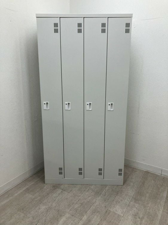 東京鋼器4人用ロッカー 商品画像2