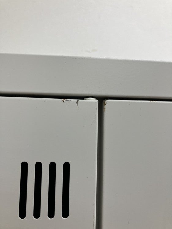東京鋼器4人用ロッカー 商品画像10