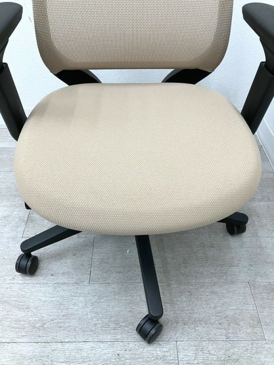 コクヨMitra2（ミトラ2）チェア 可動肘付ミトラ2チェア 商品画像8