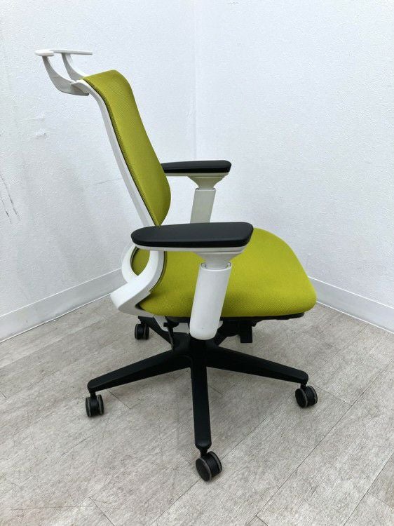 コクヨミトラチェア 可動肘付ミトラチェア 商品画像3