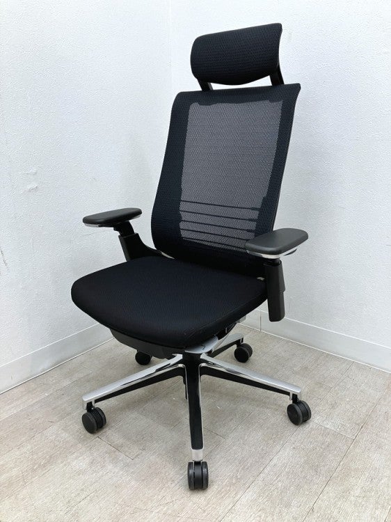 コクヨINSPINE（インスパイン）チェア 可動肘付インスパインチェア 商品画像1